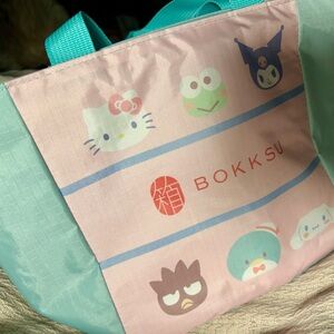 Bokksu Sanrio Hello Kitty insulated small lunch bag